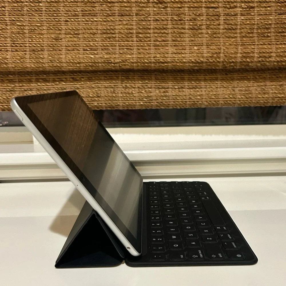 COPY - Smart Keyboard: Fits iPad 7th, 8th, 9th Gen, iPad Air 3rd Gen, and iPad …
